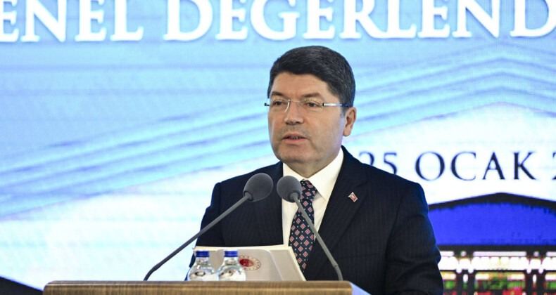 Adalet Bakanı Yılmaz Tunç’tan “protez anayasa” çıkışı: Yeni bir anayasa istiyoruz