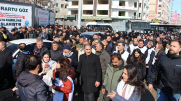 DEM Parti’nin ‘Özgürlük Yürüyüşü’ başladı: “Gelin barış ve diyalog kapılarını hep birlikte açalım”