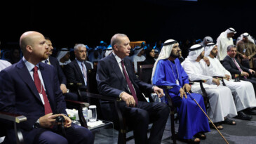 Erdoğan: Yıllardır 4 milyonu aşan sığınmacıya ev sahipliği yapıyoruz