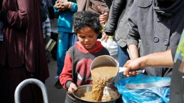 UNICEF: Gazze’de yetersiz beslenen bebekler dünyanın gözü önünde can veriyor