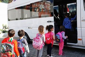 CANLARIMIZ OKUL SERVİSLERİNE EMANET