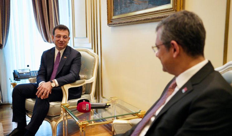 İMAMOĞLU VESAYETİ ALTINDA ADAYLIK SANDIKTA KAYBETTİRİR!