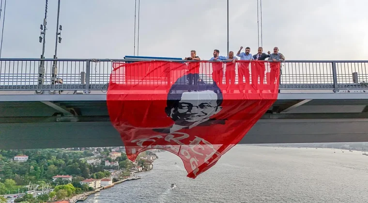 EKREM İMAMOĞLUNU SAVUNURKEN TÜKENEN CHP GENÇLİĞİ