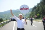 TOPLUMSAL MUHALEFETİ HALK HAREKETİ BAŞARABİLİR
